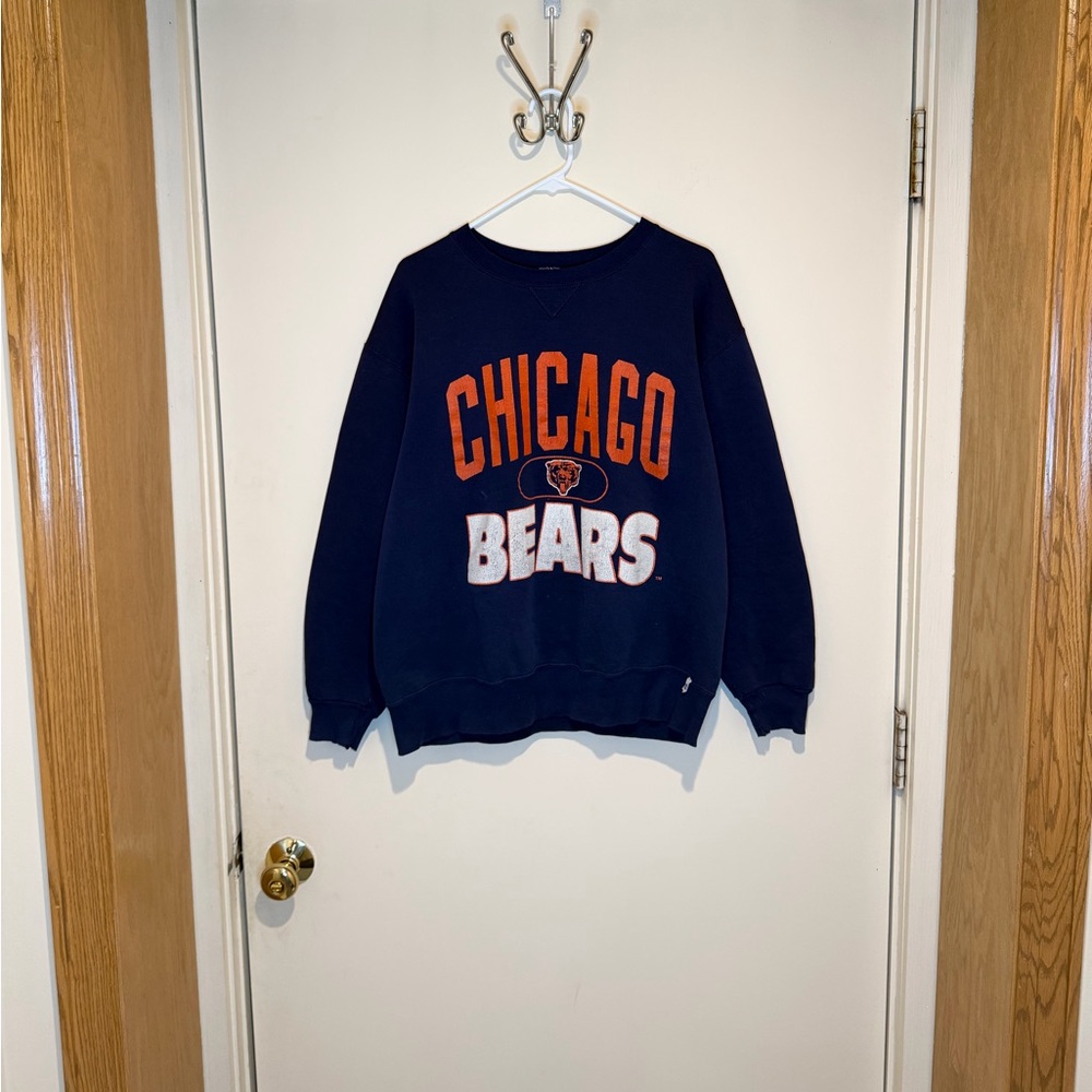 Vintage Chicago Bears Russell Athletic NFL Spell Out Crew Neck 90s USA Made Sz M